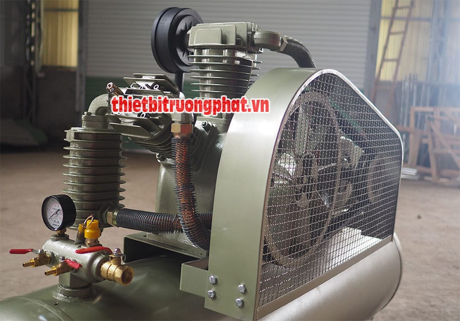 Máy Nén Khí 2 Cấp Jucai AW60012 - 7.5HP, 12 bar, 250L, 380V Máy Nén Khí 2 Cấp Jucai AW60012 - 7.5HP, 12 bar, 250L, 380V