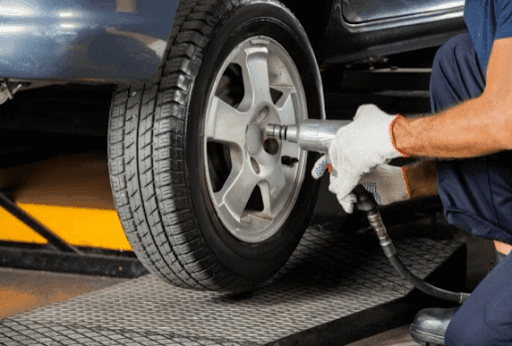 Kiểm tra độ mòn lốp ô tô