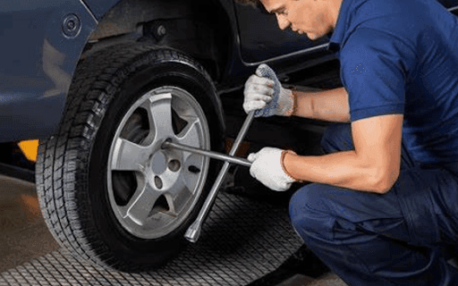 Lốp ô tô mấy năm phải thay