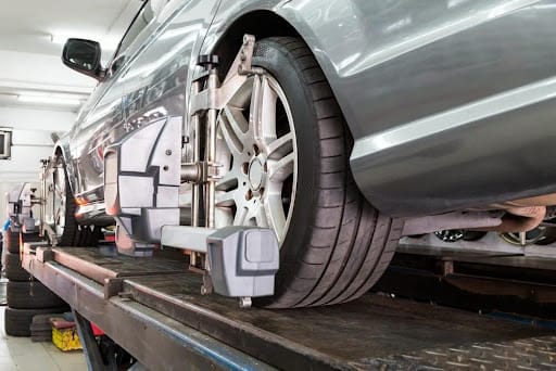 Cân bằng động lốp xe