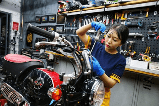 Nghề sửa xe máy có chi phí học tập thấp