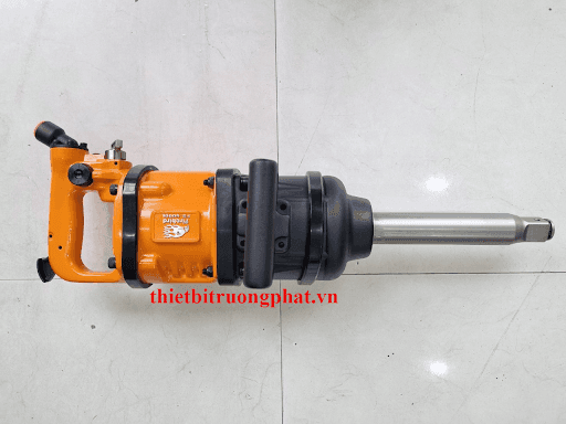 Sử dụng súng vặn ốc để có thể dễ dàng tháo ốc bị trờn