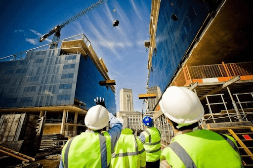 Trong xây dựng dụng cụ kim khí được sử dụng cho nhiều mục đích khác nhau